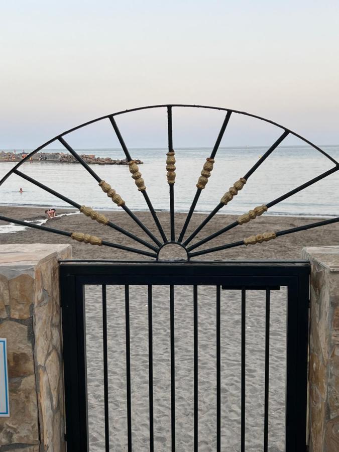 Playa Cristo Amazing Beach Terrace Appartment Estepona Exteriér fotografie